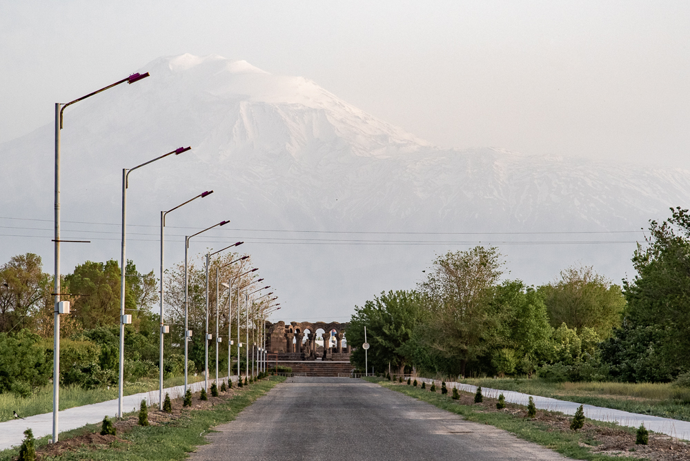 Zvartnots in lontananza, Armenia
