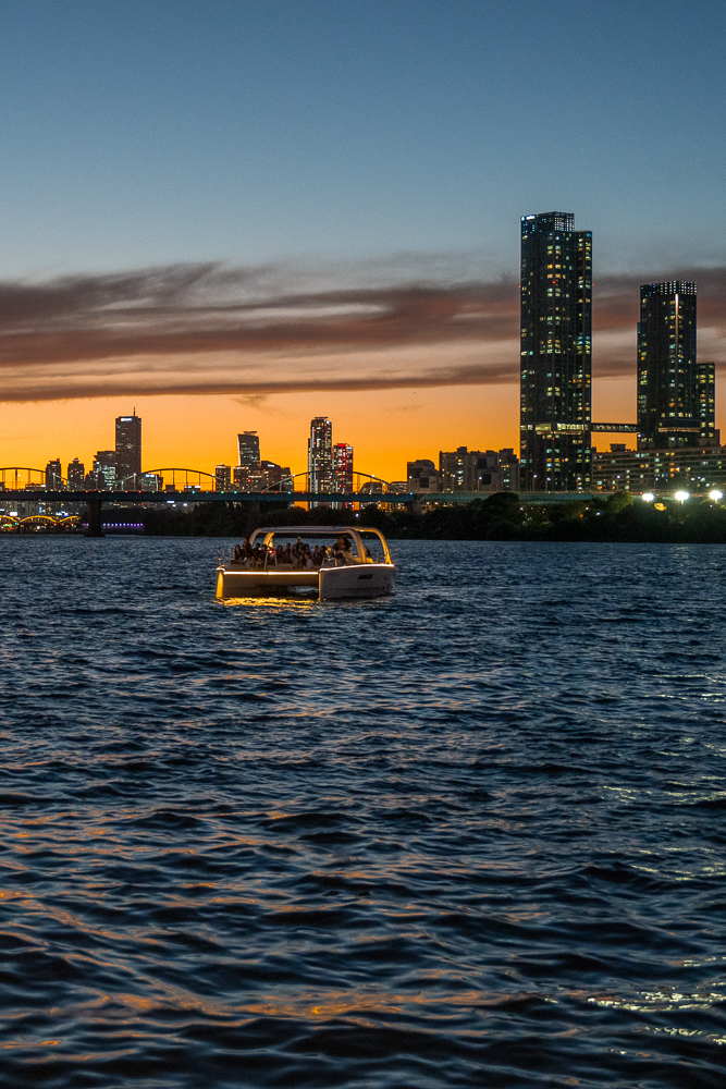 Tramonto dal ponte Banpo a Seoul