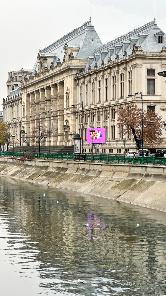 Bucarest, edificio in stile parigino